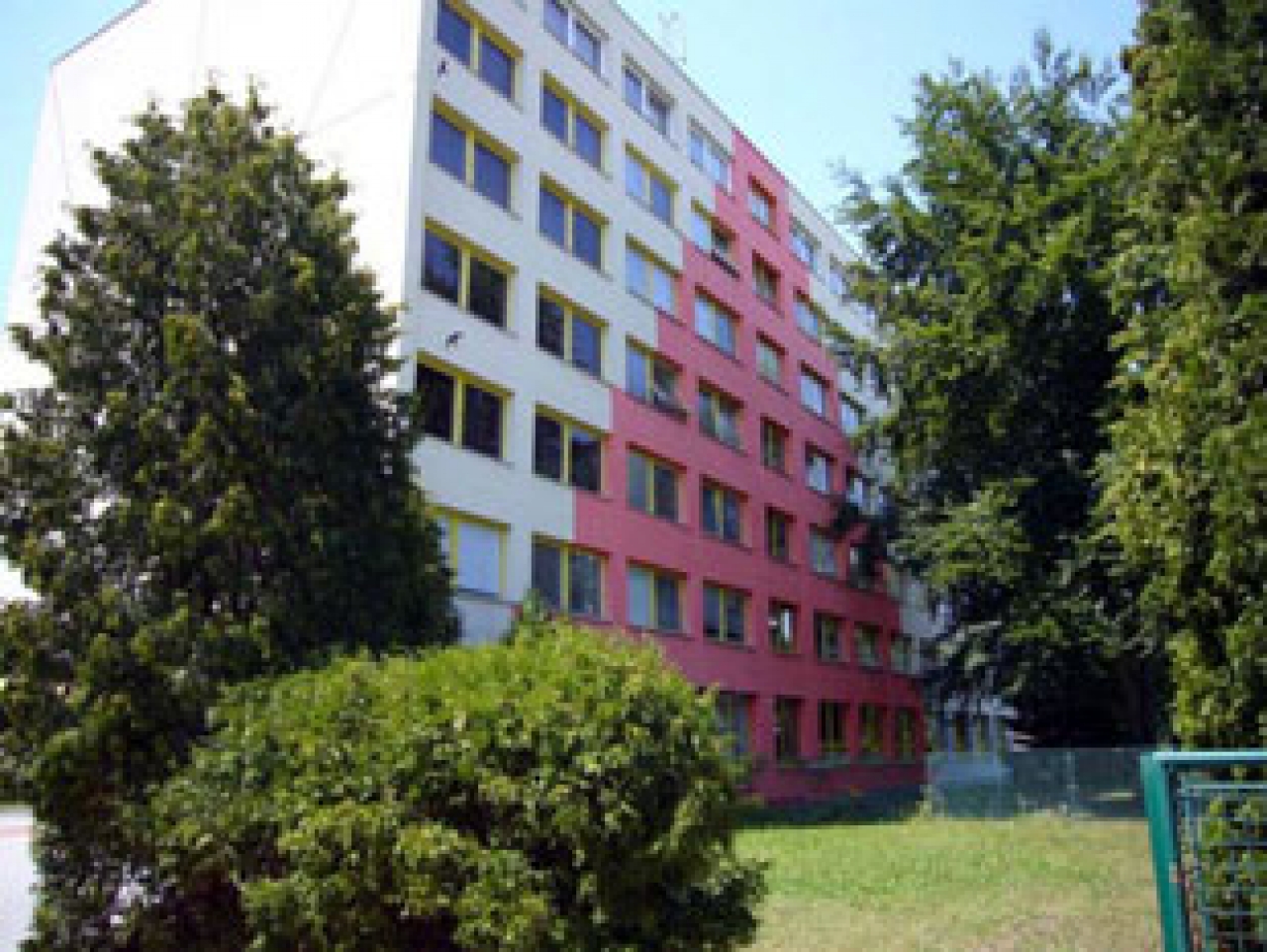 Европейский Образовательный Институт, Ческе-Будеёвице