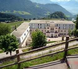 Университет Шиллера в Швейцарии